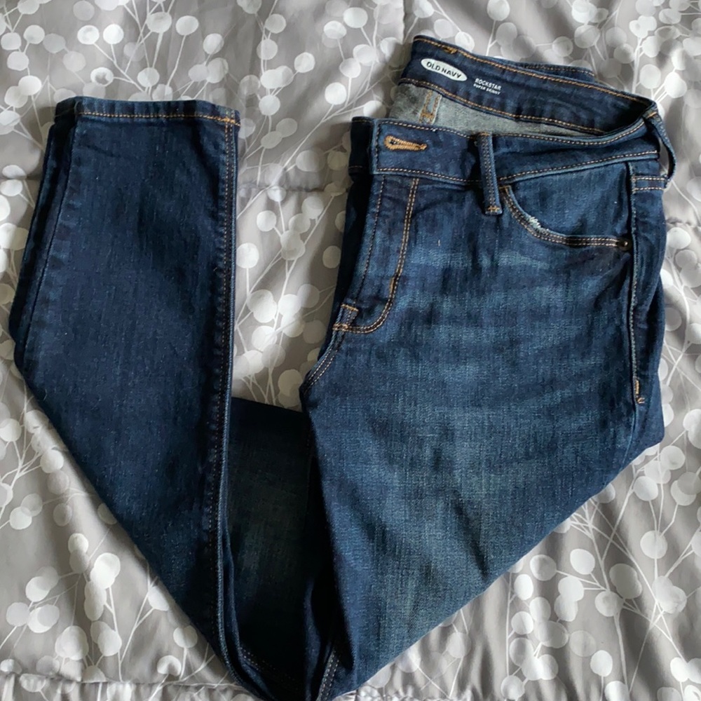Old Navy super skinny Rockstar jean